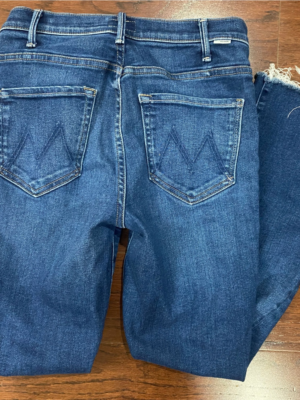 Mother The Hustler Ankle Fray Jeans In Home Movies Dark Wash High Rise Size 26 - Picture 7 of 7